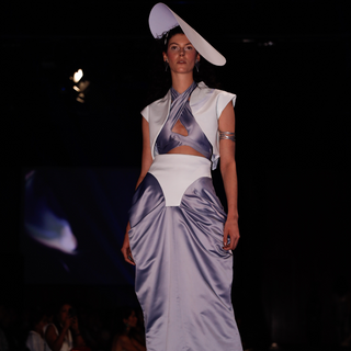 Nuclear: moda y tecnología en órbita | Desfile 2023 de Diseño UDD