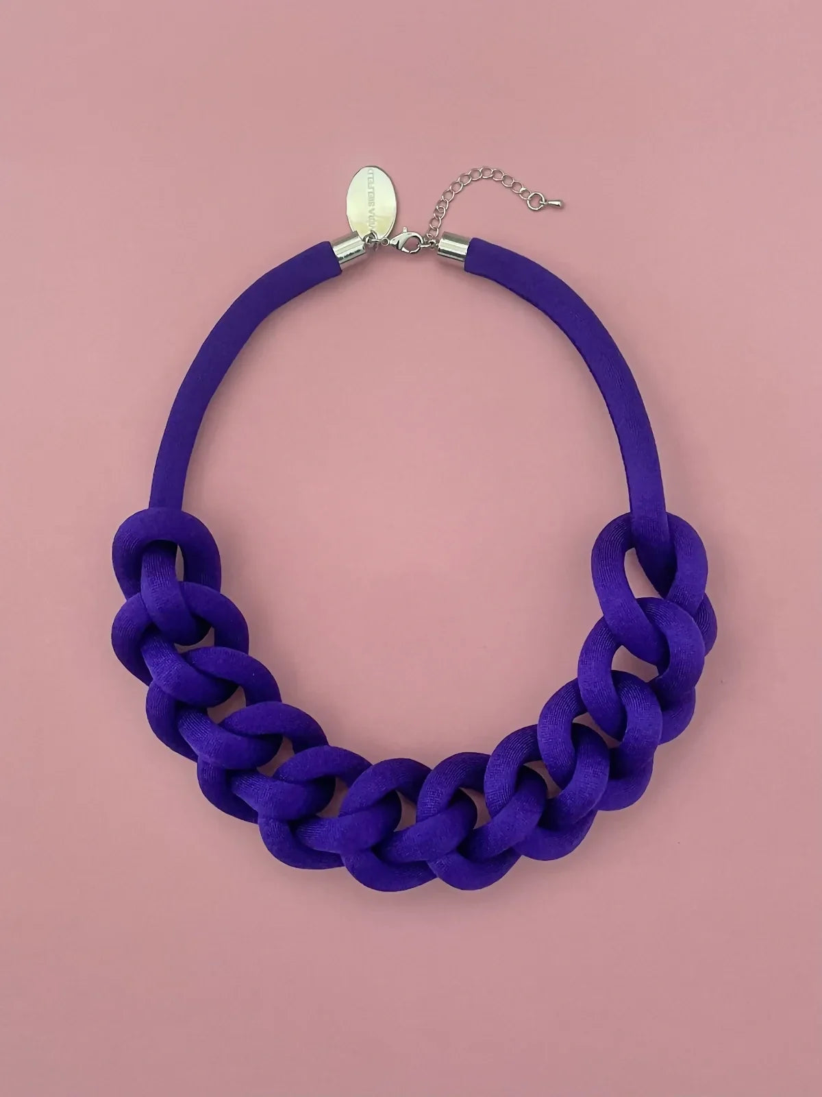 Collar cadena morado