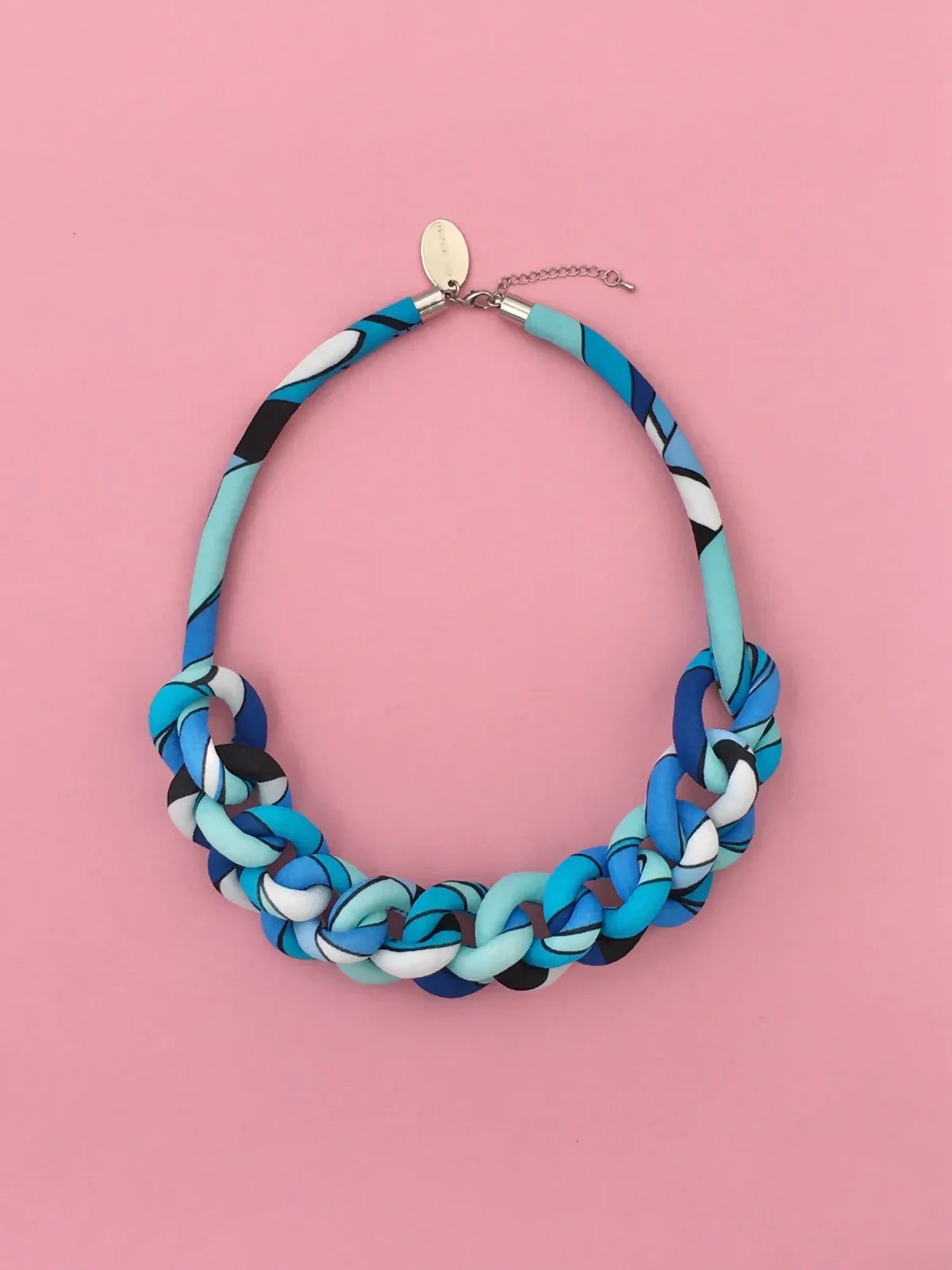 Collar cadena multicolor azul