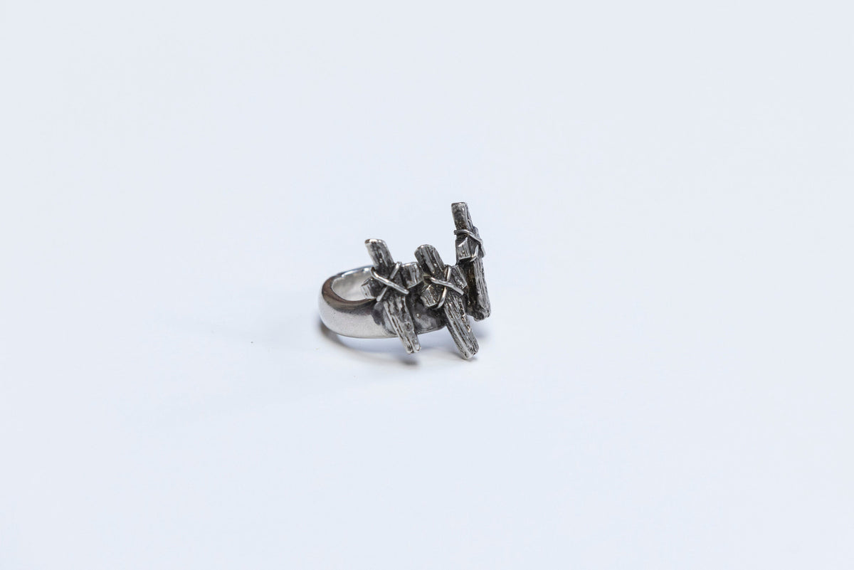 Anillo 3 cruces